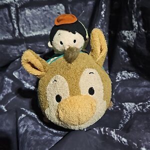 Disney 🎁 Tsum Tsum Flying Gauchito  RARE✨️